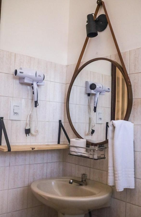 Shellter Hotel Оламбра Екстериор снимка